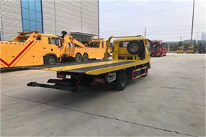 陈家镇非事故拖车